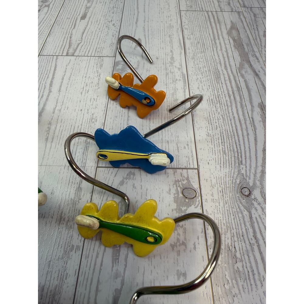 Croscill Toothbrushes Toothpaste Soap GROOMIN Shower Curtain Hooks Discontinued - Picture 4 of 7
